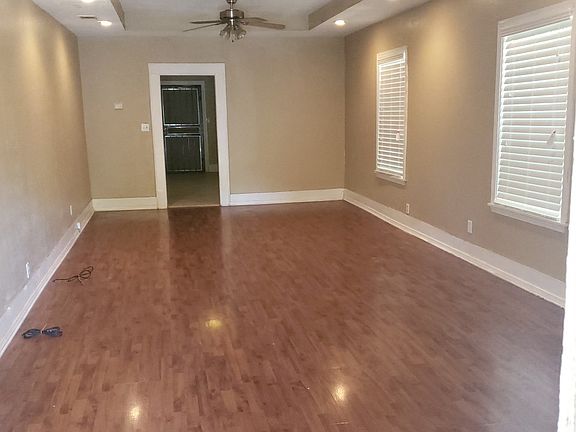 4th image of 3008 Catherine St