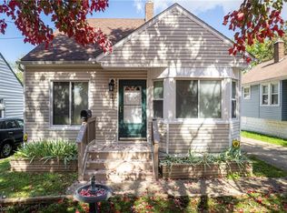 945 Lakewood Blvd, Akron, OH 44314