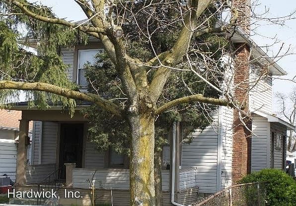 1st image of 786 E Starr Ave