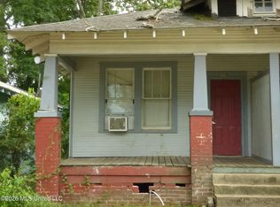 215 Thompson St, McComb, MS 39648