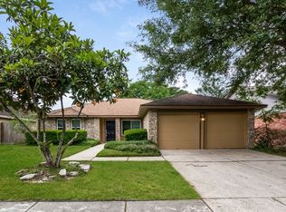 2526 Forge Stone Dr, Friendswood, TX 77546