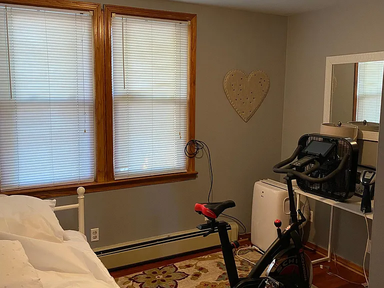 46 Irving Ter #2 — Photo 5