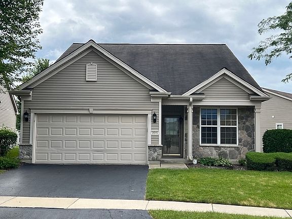 3rd image of 2515 Sandlewood Cir