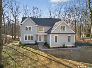 2 Berberis Drive, Old Lyme, CT 06371