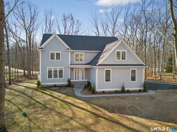 2 Berberis Drive, Old Lyme, CT 06371