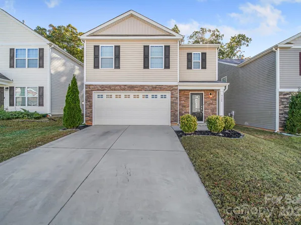 3120 Green Apple Dr, Dallas, NC 28034