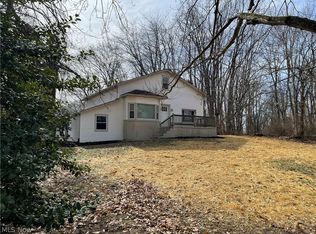 2958 E Turkeyfoot Lake Rd, Uniontown, OH 44685