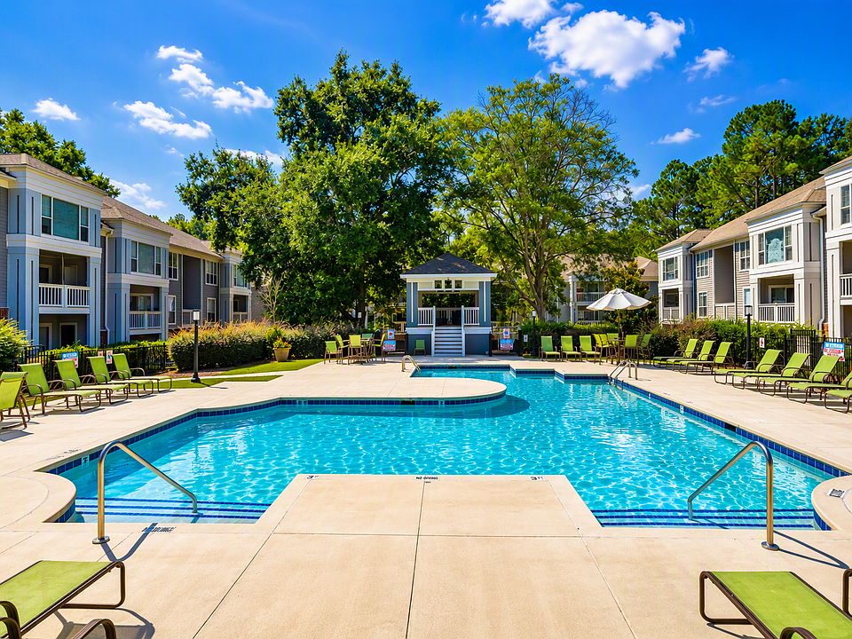 1st image of 3920 Knickerbocker Pkwy #3829E