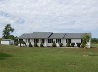 17 Fairgrounds Rd, Stoneboro, PA 16153