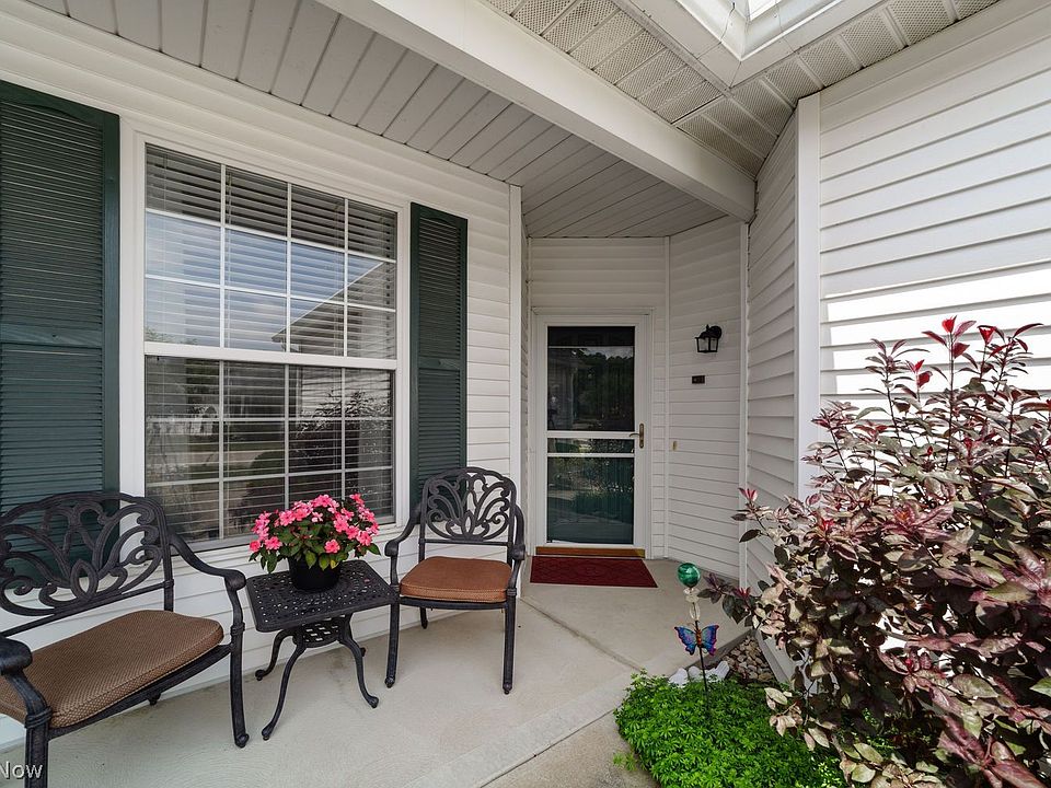 1st image of 6940 Cottage Cir #16