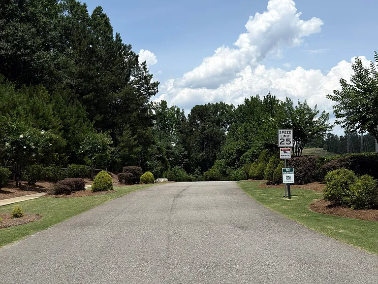4050 Stowe Dr — Photo 3