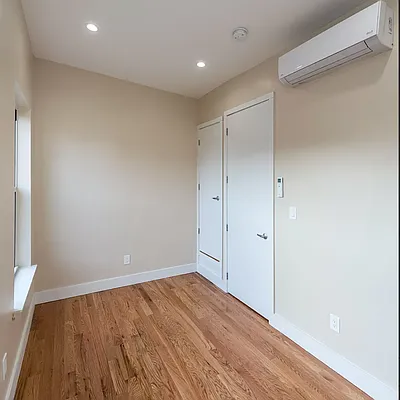 Rented by Reside New York | media 13