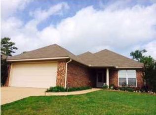 365 Kings Ridge Cir, Brandon, MS 39047