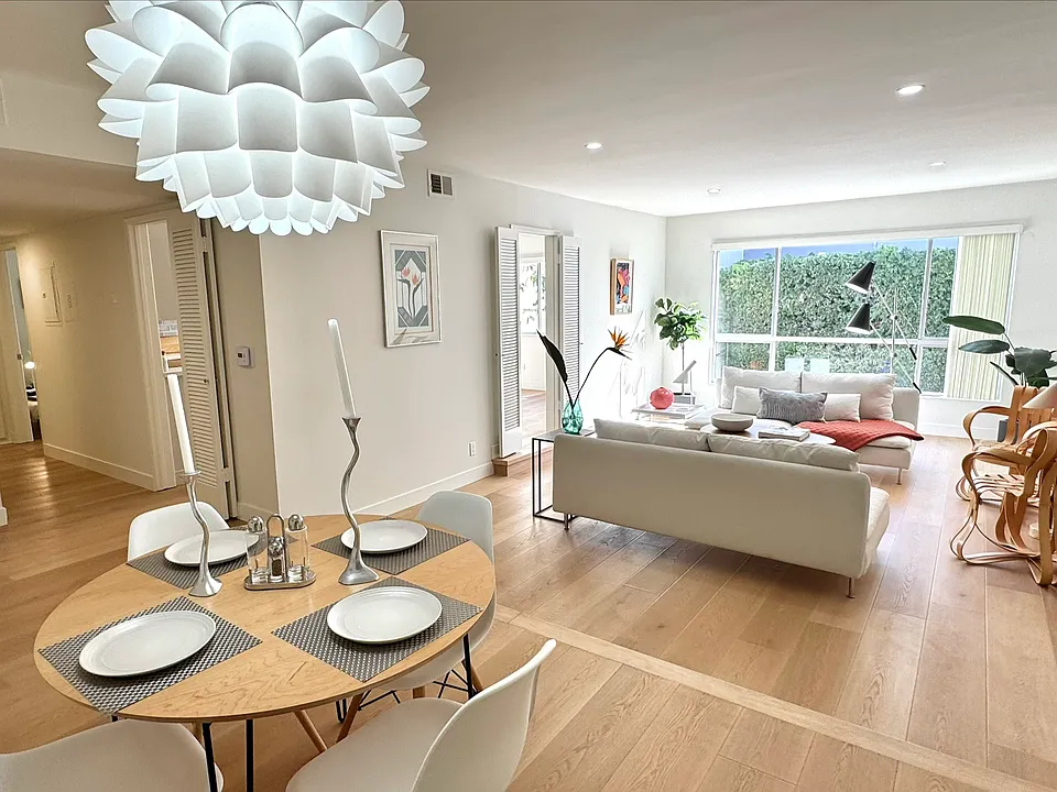 Sherman Oaks Apartments