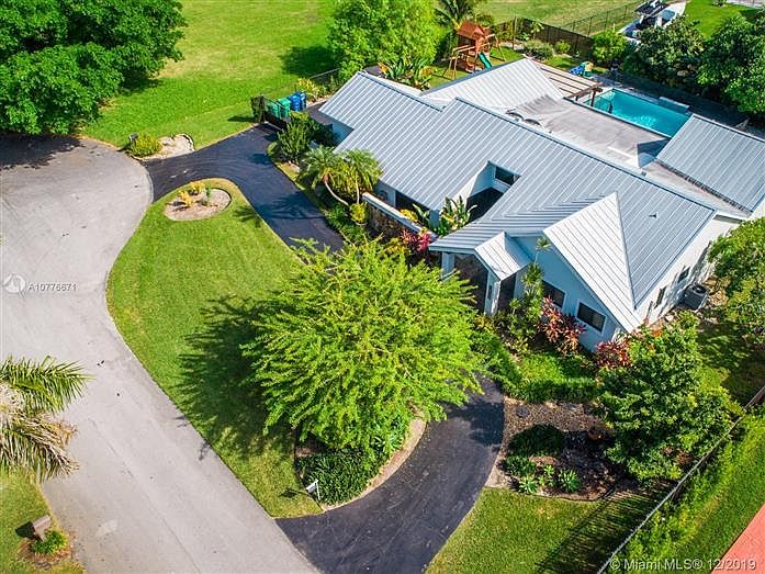 1st image of 16255 SW 89th Ct