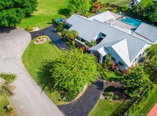 16255 SW 89th Ct, Palmetto Bay, FL 33157
