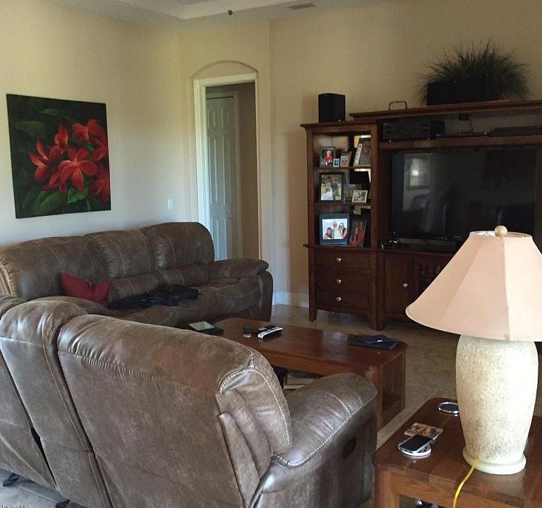 2nd image of 5717 Cypress Creek Dr