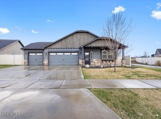 13240 N Apex Way, Hayden, ID 83835