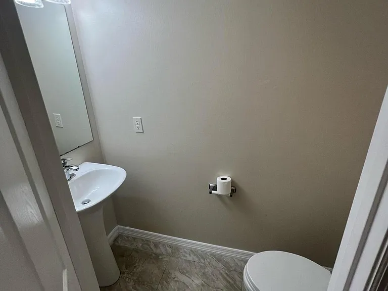 2109 Maeve Cir — Photo 6