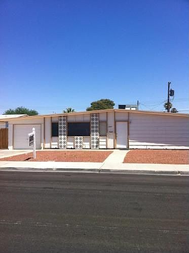 1st image of 2808 Palm Springs Way