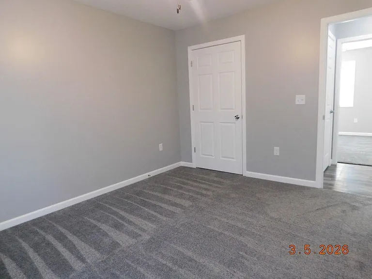 2401 W 18th & 3 #1-2 — Photo 12