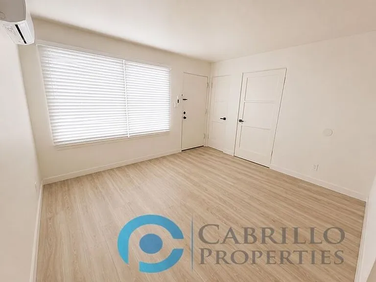 4571 North Ave — Photo 24