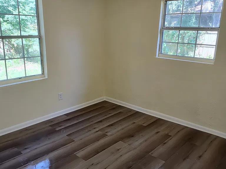 11035 Fort Caroline Rd — Photo 5