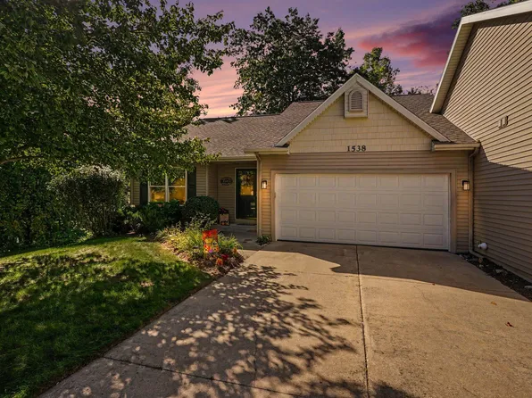 1538 Beechtree Cmns #13, Grand Haven, MI 49417