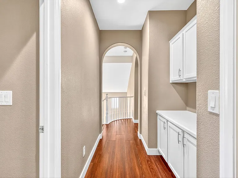 11757 Del Sur Ave — Photo 24