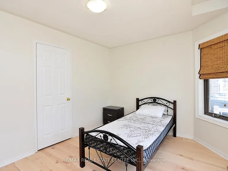 10 Sheldon Dr — Photo 10