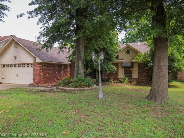 3001 S 100th St, Fort Smith, AR 72903