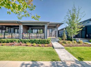 1941 W Mahogany Blvd SE, Calgary, AB T3M1X6