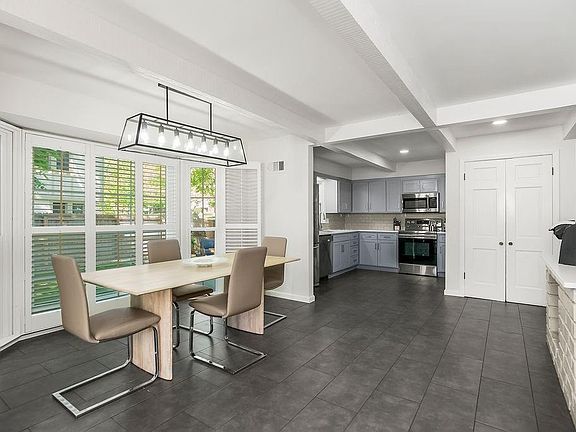 5th image of 6907 Edgevale Rd