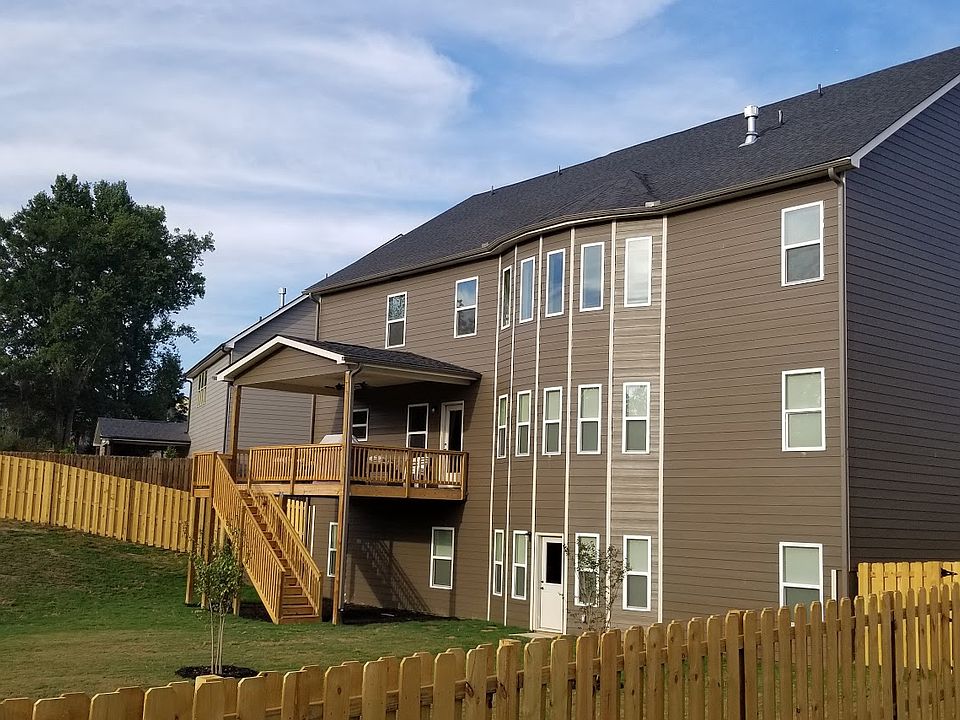 2nd image of 31 Quiet Creek Court