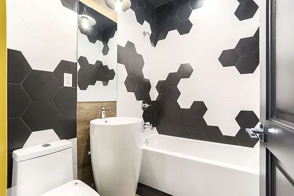 Rented by Pinn Realty | media 3