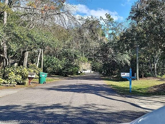 5th image of 624 Bonita Rd
