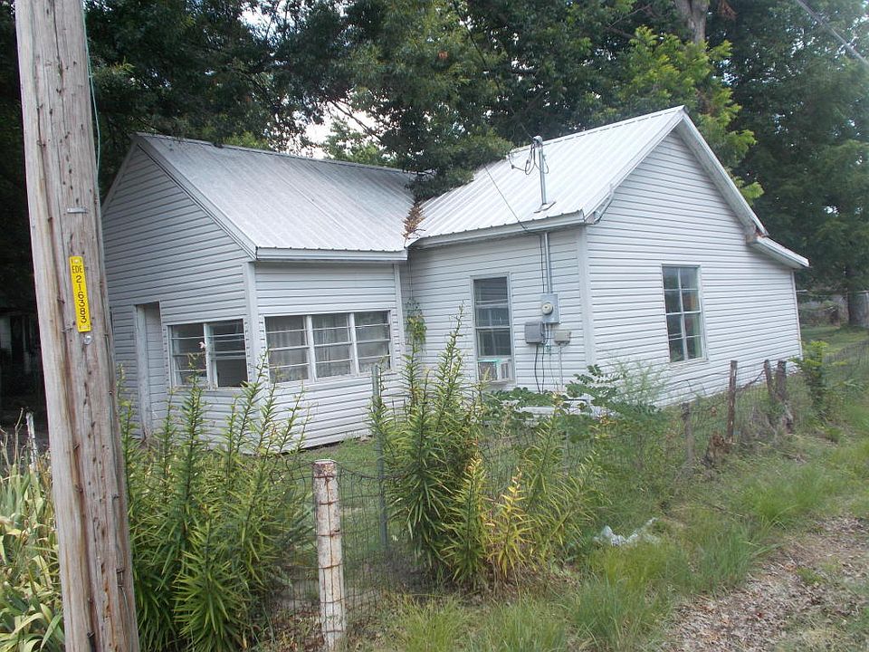 2nd image of 500 Olive St