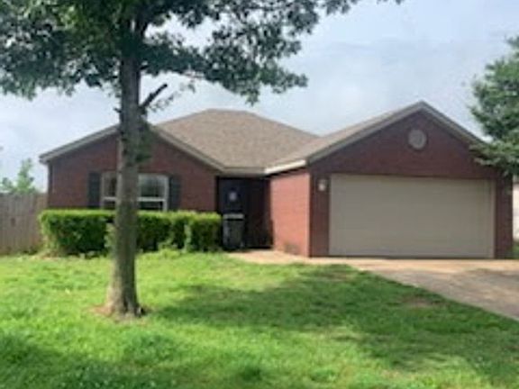 2nd image of 604 E Bonnie Ln