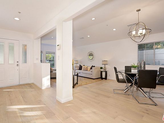 4th image of 1321 W Verdugo Ave