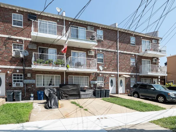 9483 218th Street, Queens Village, NY 11428