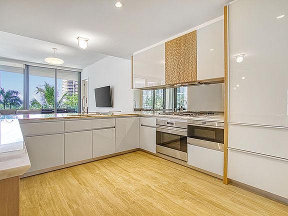 5th image of 2831 S Bayshore Dr #503/04