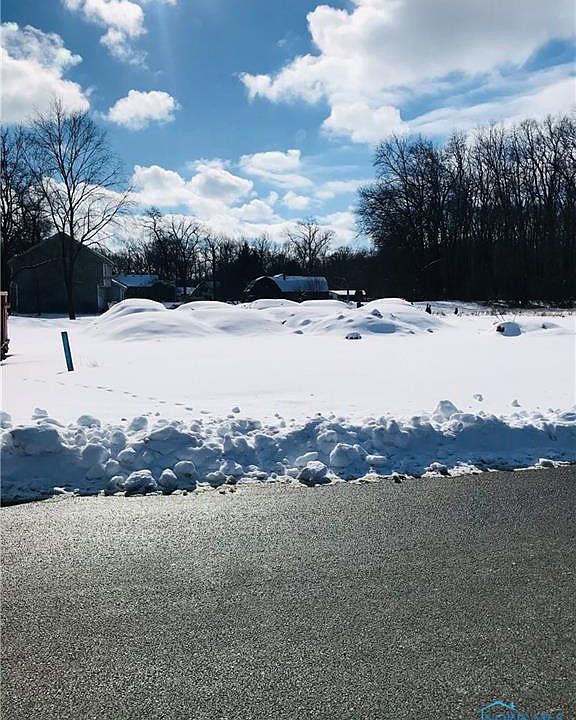 2nd image of 7521 King Acres Dr