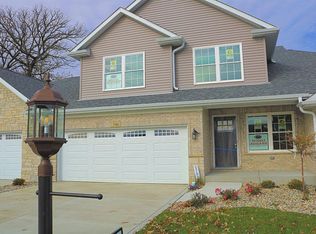 346 Waterford Cir N, Schererville, IN 46375