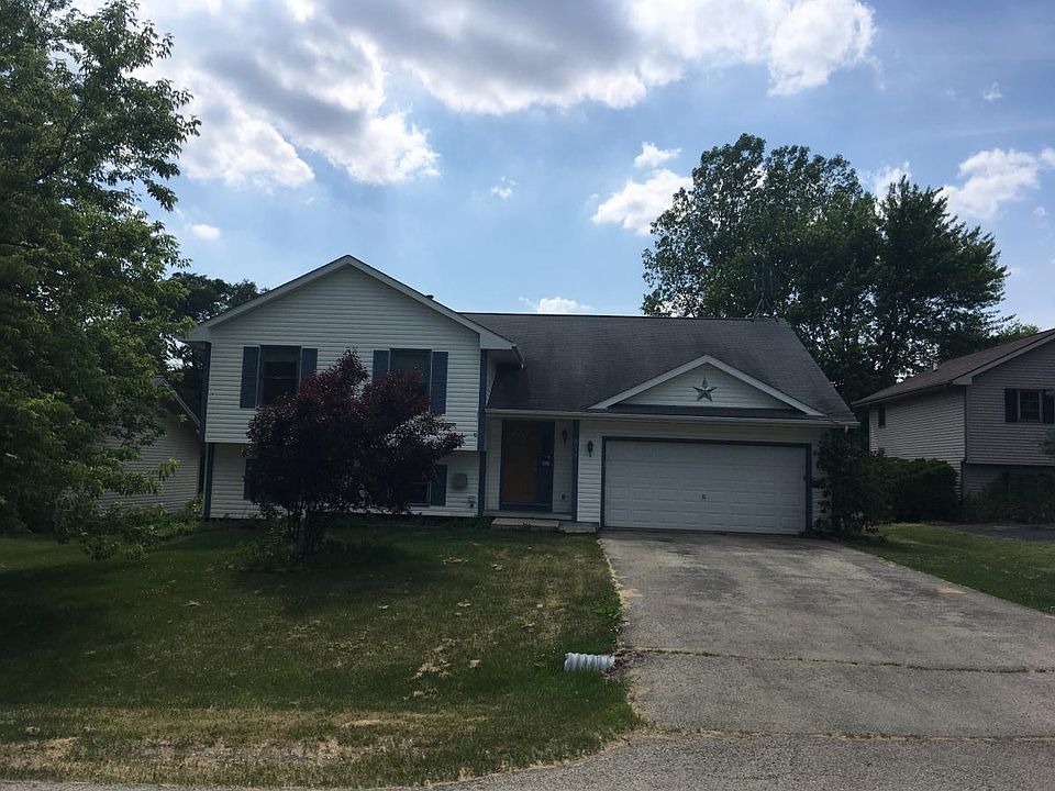 1st image of 517 Bounty Dr NE