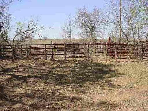 2nd image of TR. 20 HWY 87