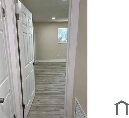 885 NE 133rd St — Photo 10