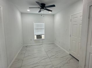 4518 New Orleans St APT 4, Houston, TX 77020