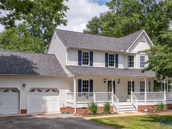 1006 Rockhaven Ct, Chester, VA 23836