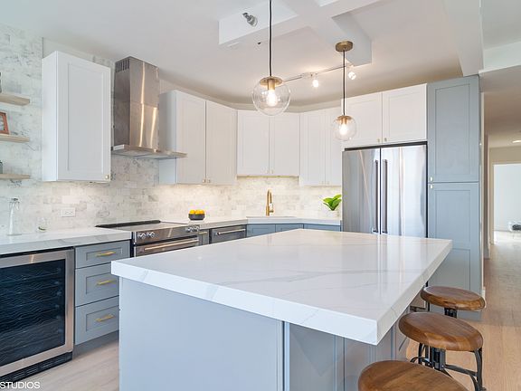 5th image of 221 E Walton Pl APT 12B