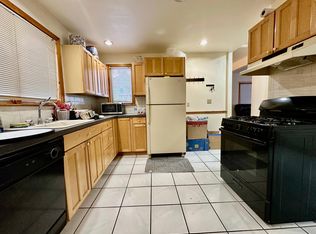 442 Lebanon St FLOOR 1, Melrose, MA 02176